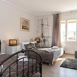 Capital Luxury