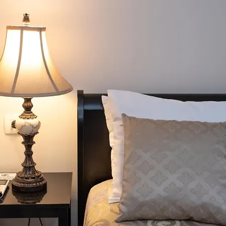 Capital Luxury 3*