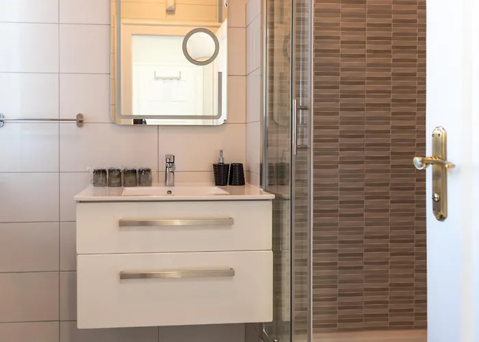 Capital Luxury Πανσιόν Σπλιτ